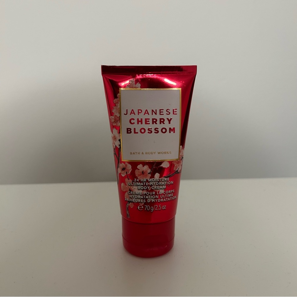 Bath & Body Works Japanese Cherry Blossom Body Cream